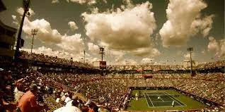 Capa: Tennis Match: Go Federer